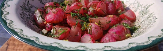 Geroosterde radijs met knoflookboter en dille