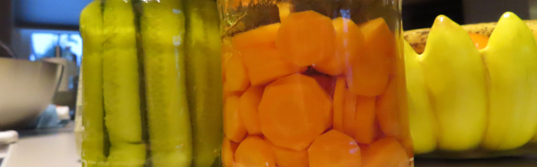 Wortels in honing en tijm