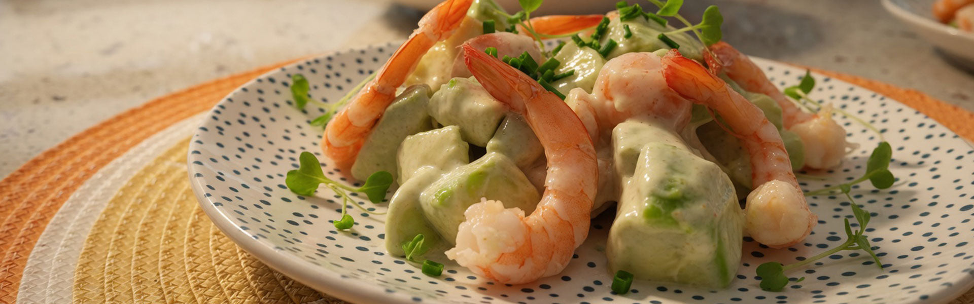 Avocado met garnalen en appel
